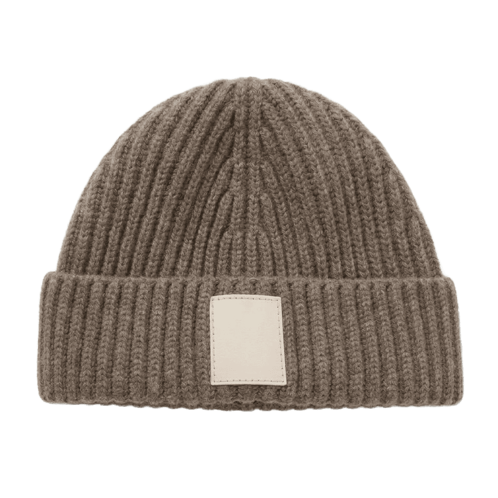 Ribbed beanie with patch