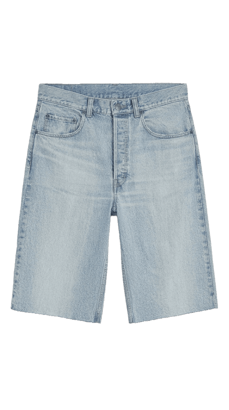 White-leg denim short